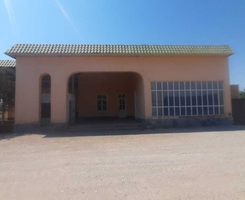 Нотурар жой (биноси билан) сотилади