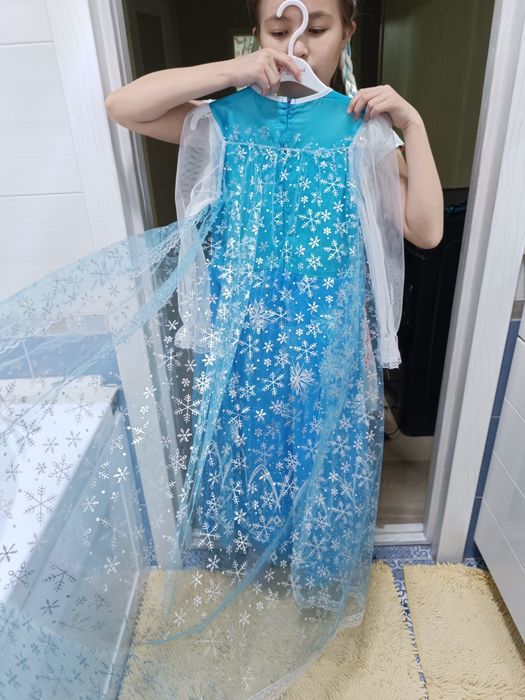 Продам платье Эльза