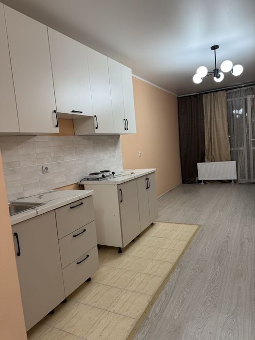 Кухнонный мебель