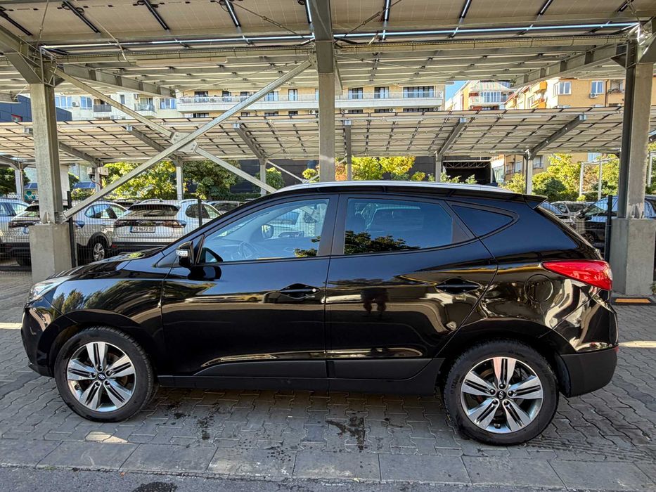 Hyundai ix35 Facelift 2.0 CRDi 184 к.с. 4x4 | Панорама | Кожа | Пълен пакет екстри