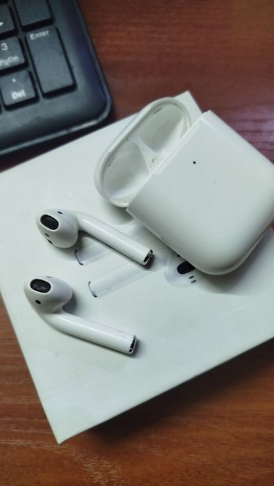 Airpods оригинальные наушники.