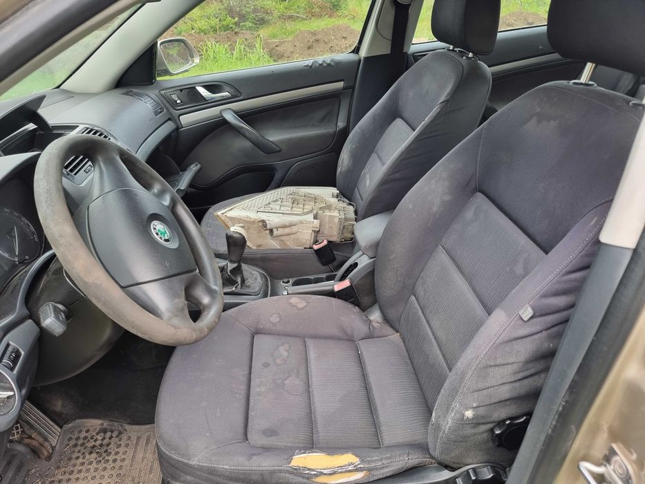 Шкода октавия 1.9 дизел 6с.само на части