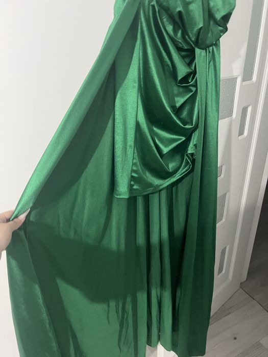 Rochie eleganta verde regal