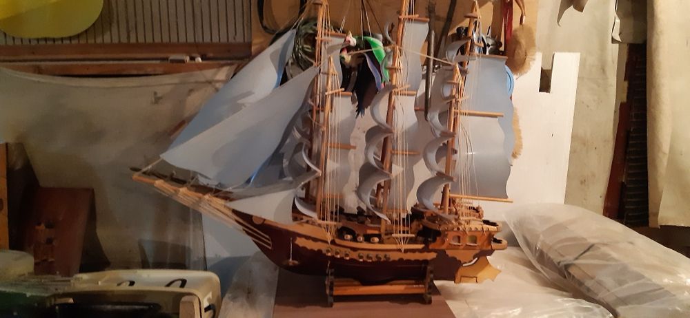 Продам парусник.