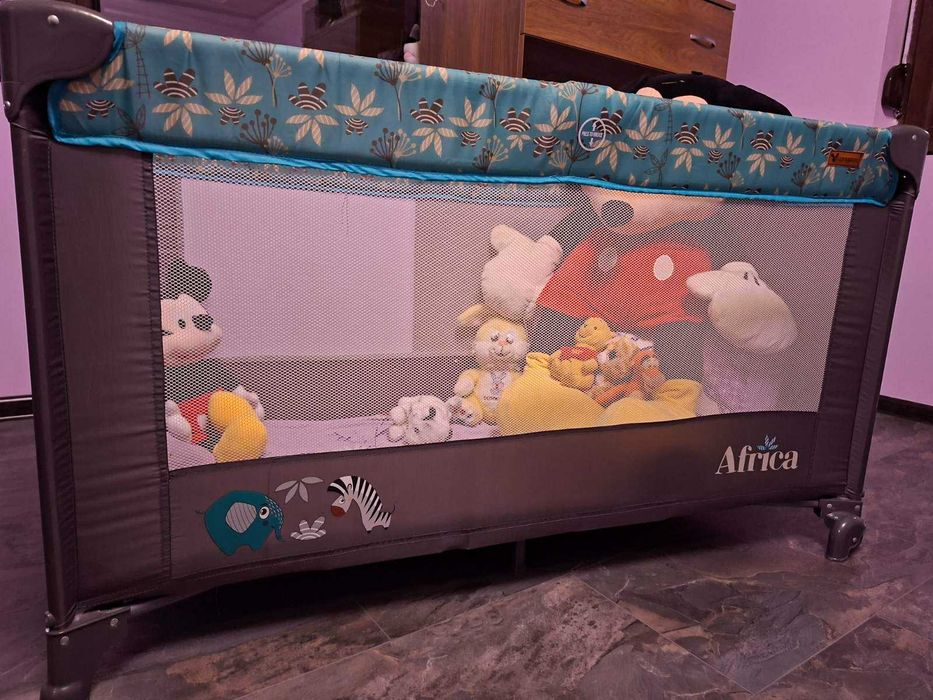 Продавам детска кошара