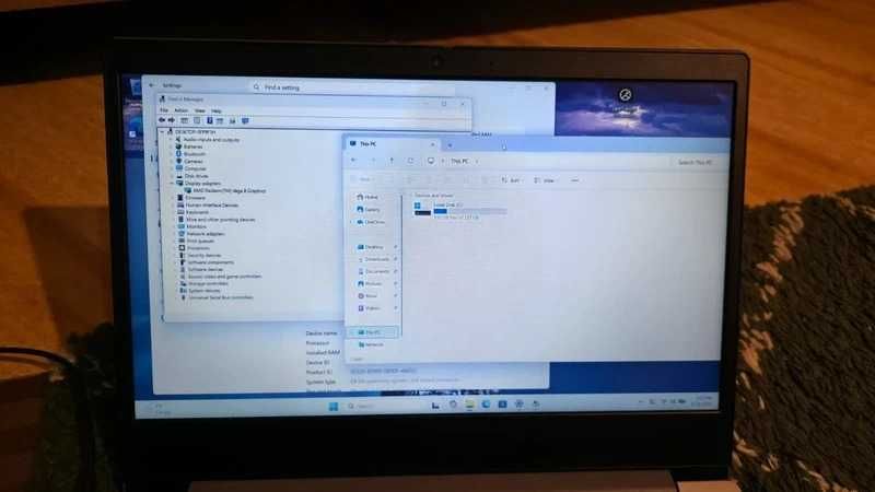 Laptop 14" Lenovo ideapad 3 ryzen 5 3500u 8GB ram ssd 256GB usor