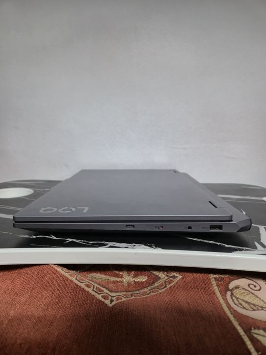 Игровой ноутбук Lenovo