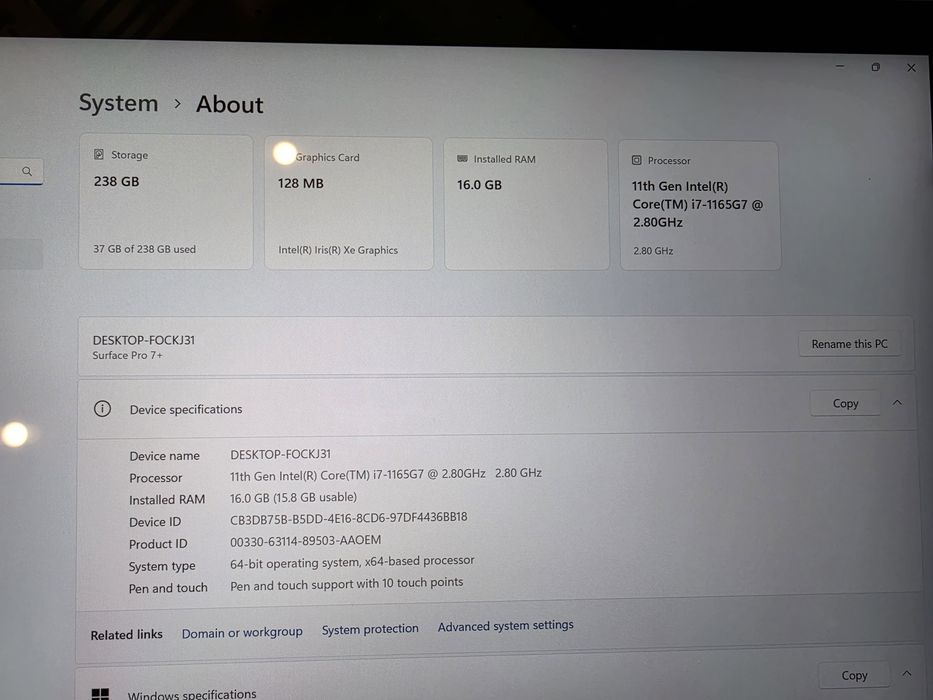 Microsoft Surface Pro 7+ / i7-11th / 16GB Ram / 256 SSD
