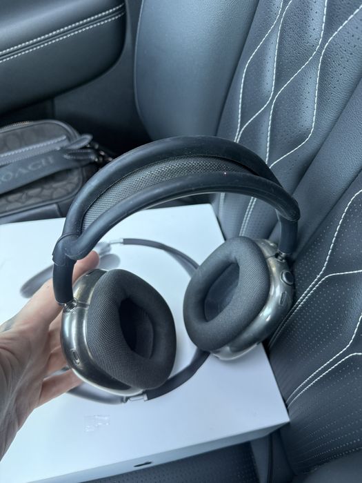 Apple AirPods Max