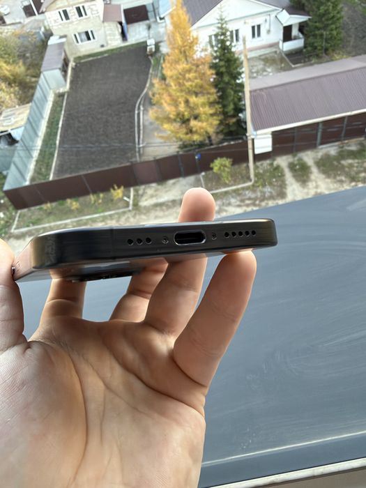 iphone 15 pro 128gb black titanium