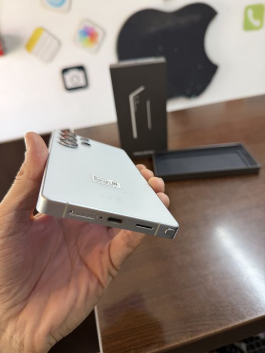 Vand Samsung S25 Ultra 256Gb impecabil