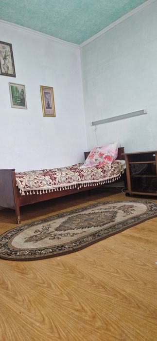 Женщину на подселение