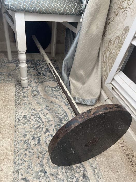 Продам гантель!примерна длина 1м