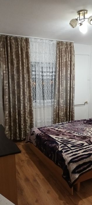 Închiriez apartament 2camere Mihai Bravu et4