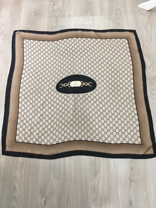GUCCI шал коприна