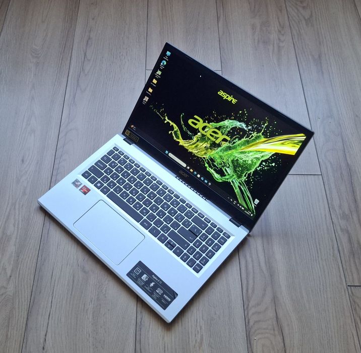 15.6' IPS Acer Aspire AMD Ryzen 5 7520U/16GB DDR5/512GB SSD/AMD Radeon 610M