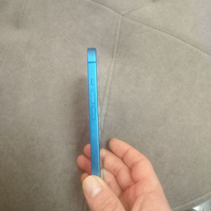 Айфон 13 жасыл тусты