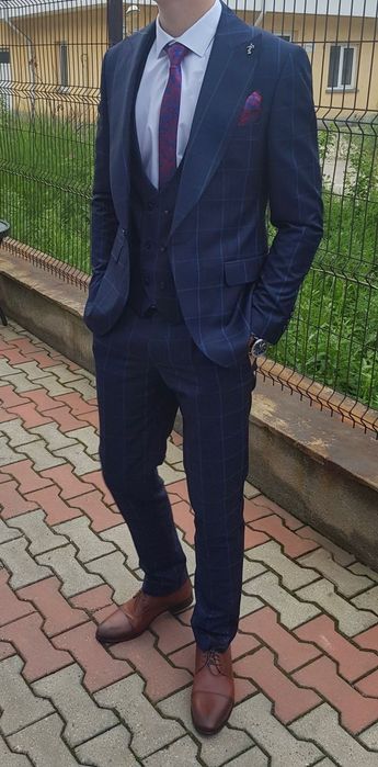 Costum slim fit bleumarin