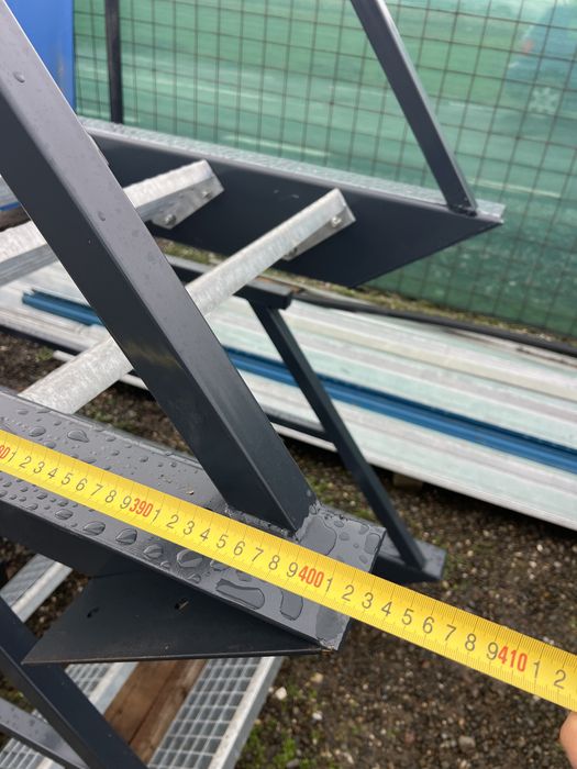 Scari metalice zincate solide 4m