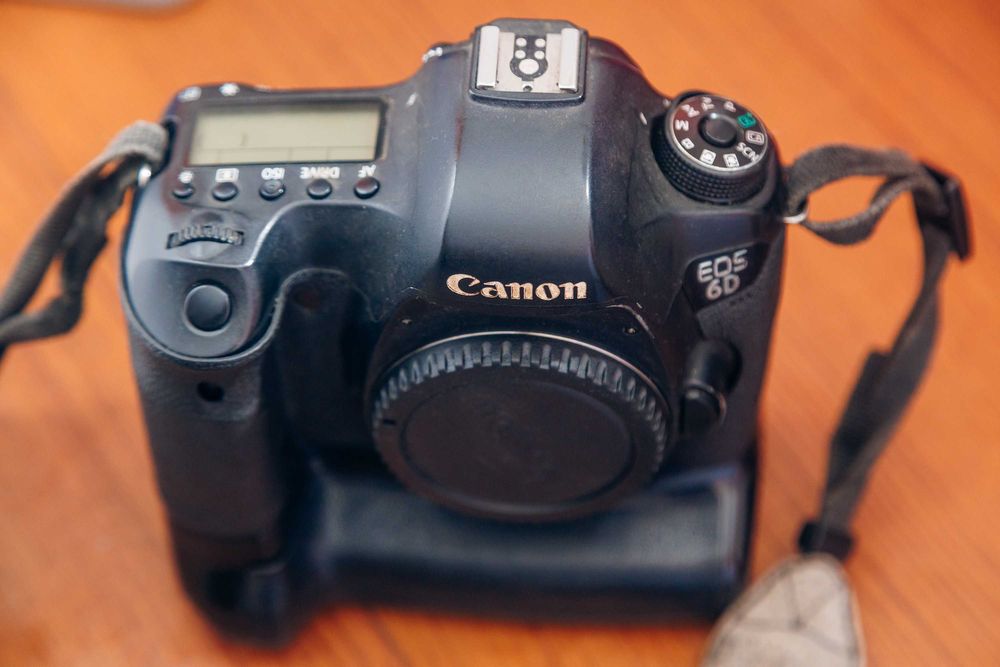 Фотоаппарат Canon 6d