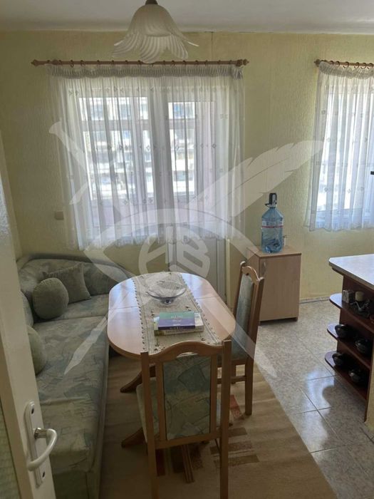 Дава се под наем Двустаен апартамент в Варна, Кайсиева градина - 75 кв.м за 320 € - Снимка #1