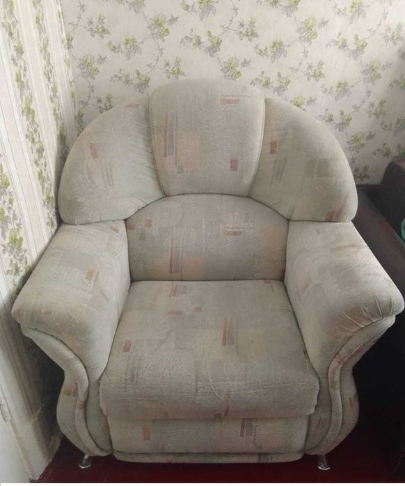 Диван и кресло продам