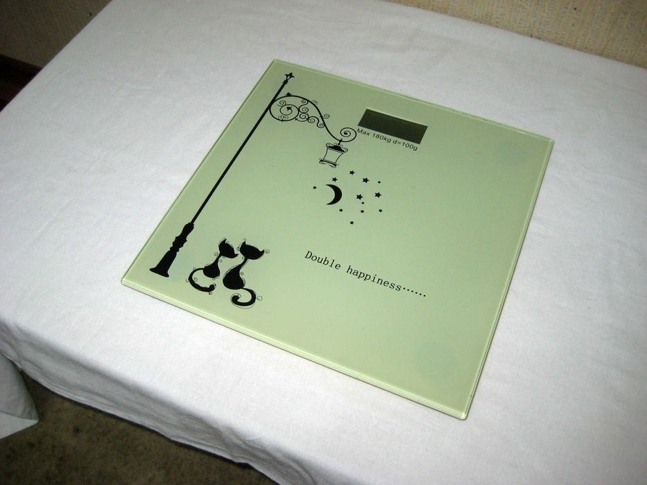 Напольные весы Мах 180кг фабричный отличном почти новым состоянии!