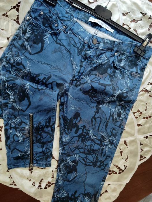 Дамски дънки & other Stories