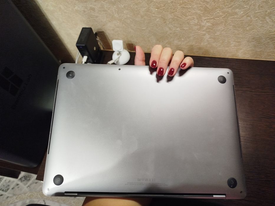 Продается MacBook Pro 13