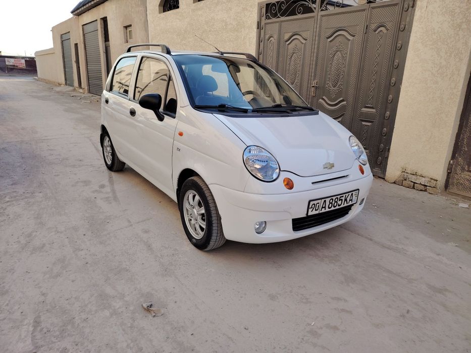 Matiz sotiladi, holati alo