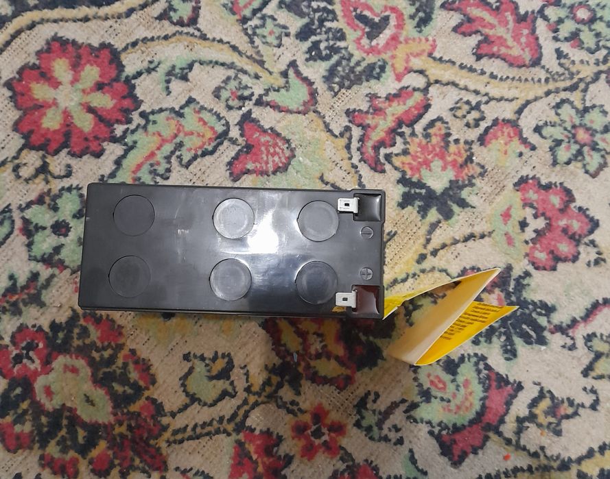 Срочно.Аккумулятор для детских электромобилей,гироскутеров.Работает