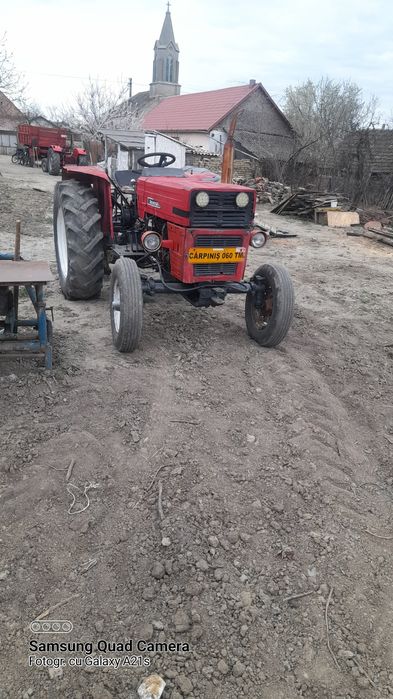 Tractor  445  Românesc  cutie cu doua manete stare bună Sânnicolau mar