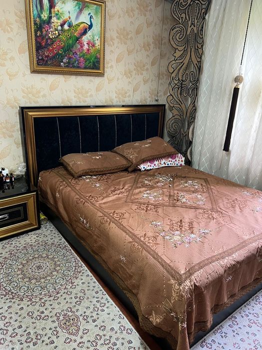 Продам спальный гарнитур