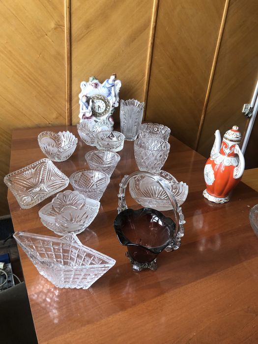 Столовая посуда, хрустальные сервисы стрловые наборы