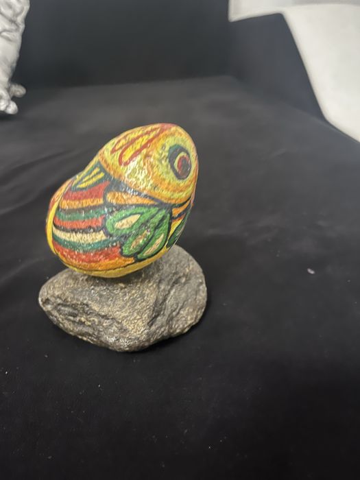 Ръчно рисуван камък от 1996 година