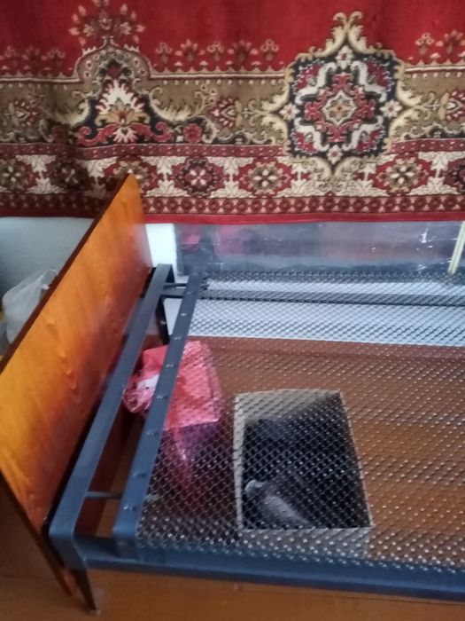 Кровать с панцерной сеткой,