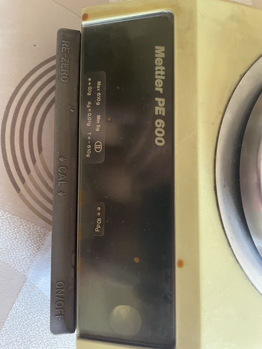 Продавам бижутерска везна Mettler Toledo PE600