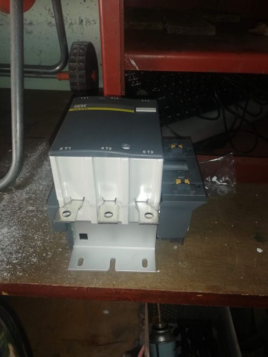 Контактор электромагнттный