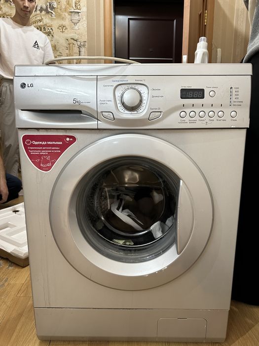 Продам стиральную машинку