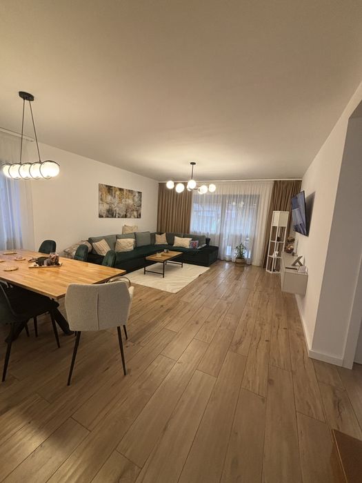 Casă de închiriat – Cartier Izvor