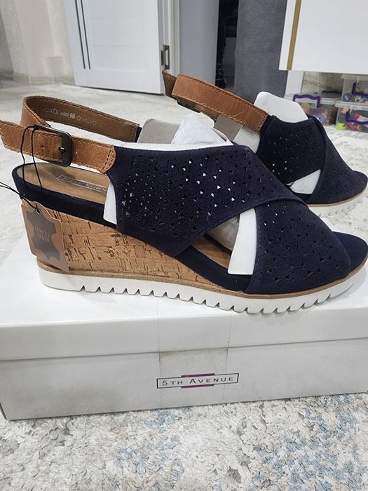 Босоножки 5th avenue 41 размер кожа