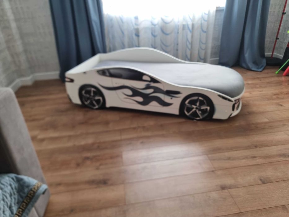 Детская автомобильная кровать
