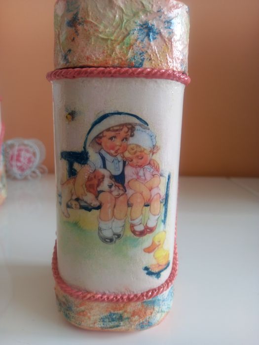 Ръчно изработен буркан с декупаж