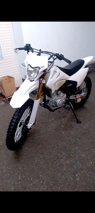 Мотоцикл эндуро 250cc