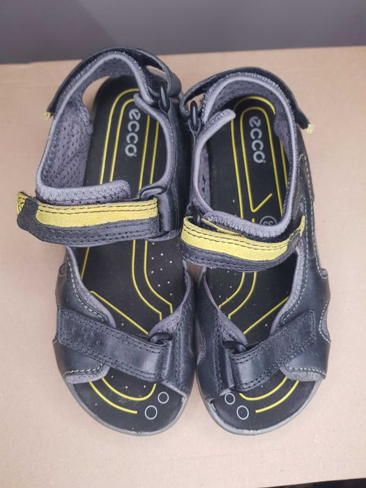 Нови детски сандали Ecco естествена кожа