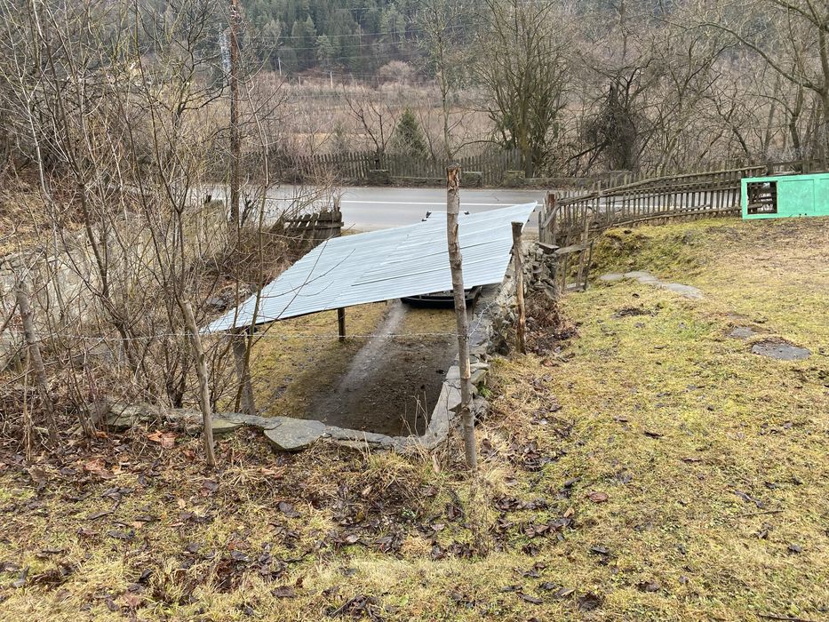 Teren cu casa de vanzare negociabil