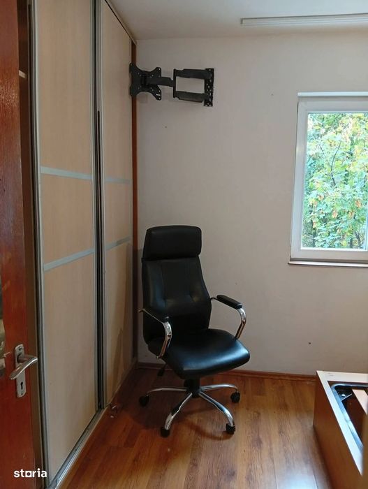 2 Camere, 5 Min Metrou Piața Sudului, Etaj 3/10, Bloc Izolat