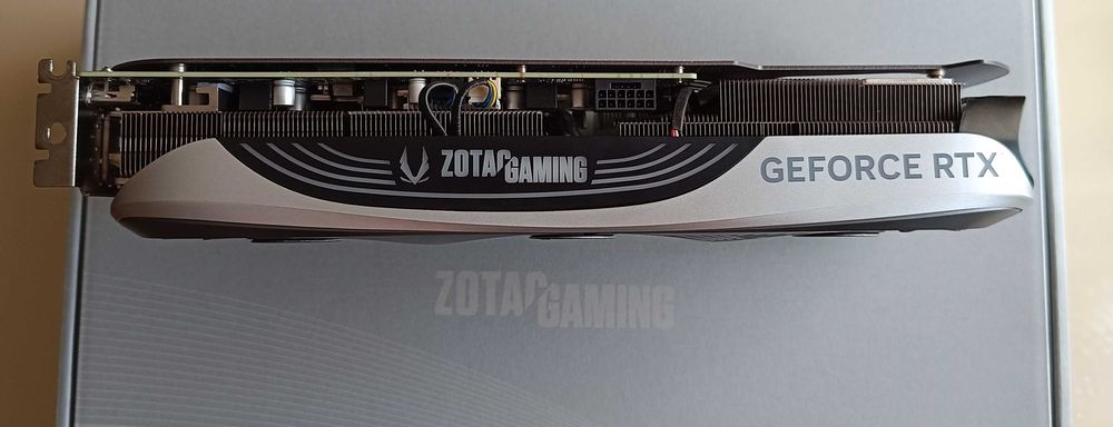 ZOTAC RTX 4070 Ti Trinity 12 Gb.