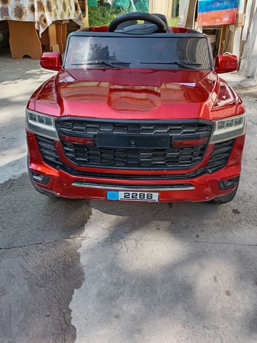 Продам детский автомобиль.