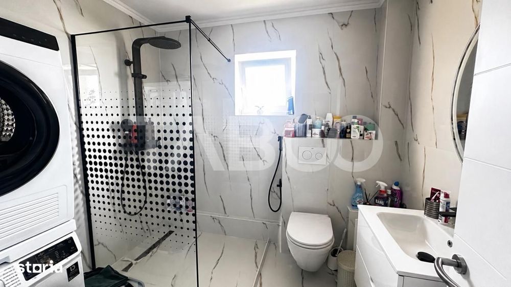Apartament de vanzare 3 camere decomandate loc parcare Selimbar